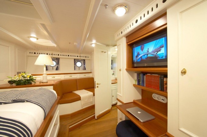 Sailing yacht Germania Nova -  Owners Cabin 2